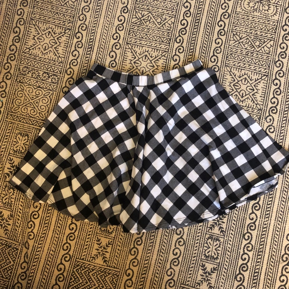 Checkered, skater skirt